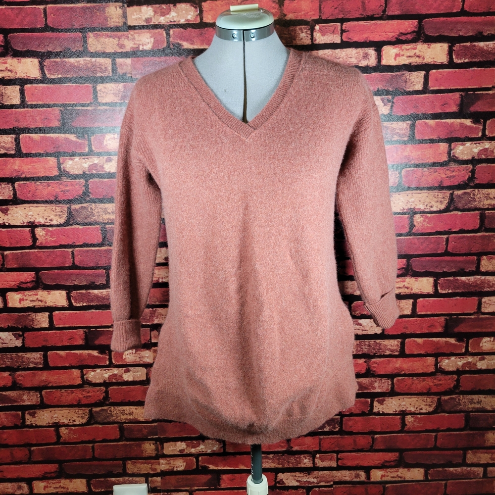 Wrap London V-Neck Sweater - Dusty Rose